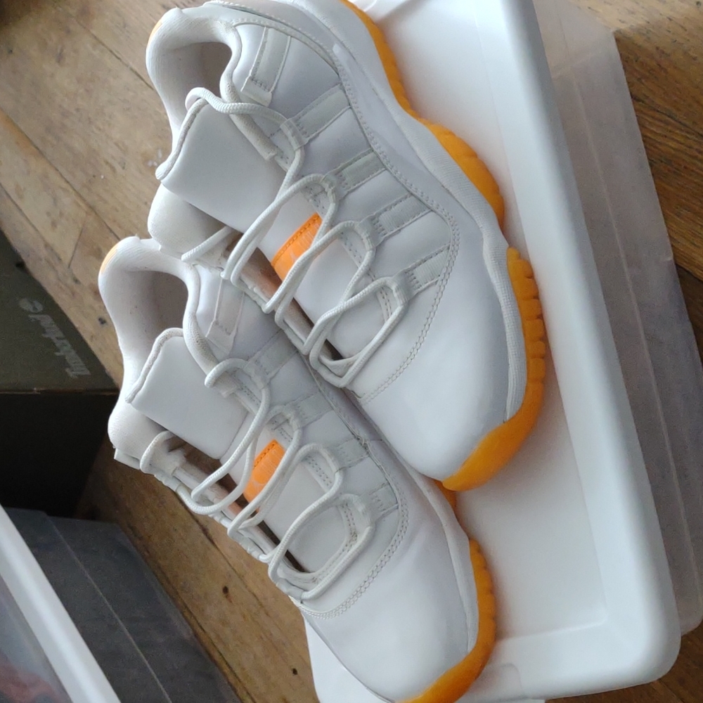 Jordan 11